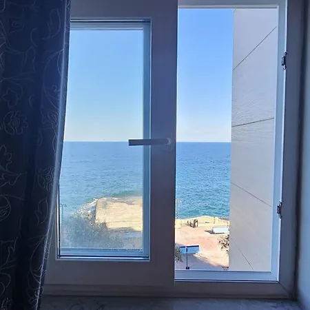 아파트 Front Sea View 3 Bedroom 2 Bathrooms At Promenade S7 슬리에마